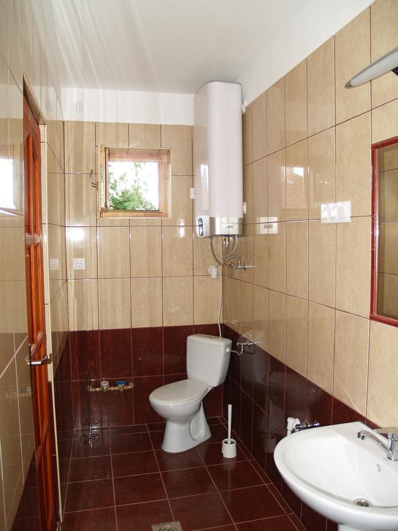 Liliom Apartman Gyula Bagian luar foto